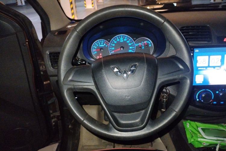 Used Wuling Hongguang 2016 1.5L S Comfort Version Steering Wheel
