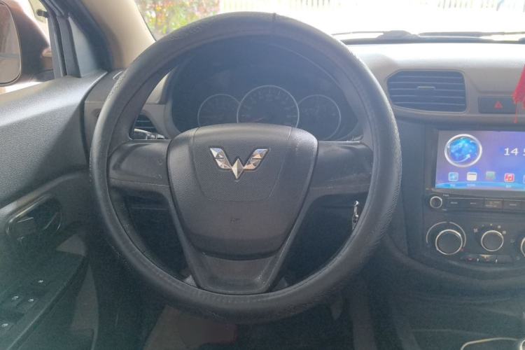 Used Wuling Hongguang 2016 1.5L Restyled S Comfort Version Steering Wheel