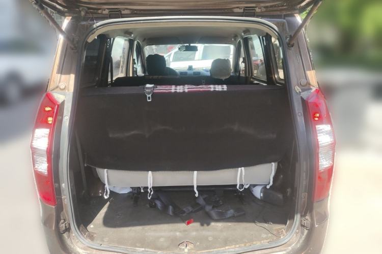 Used Wuling Hongguang 2016 1.5L Restyled S Comfort Version Trunk