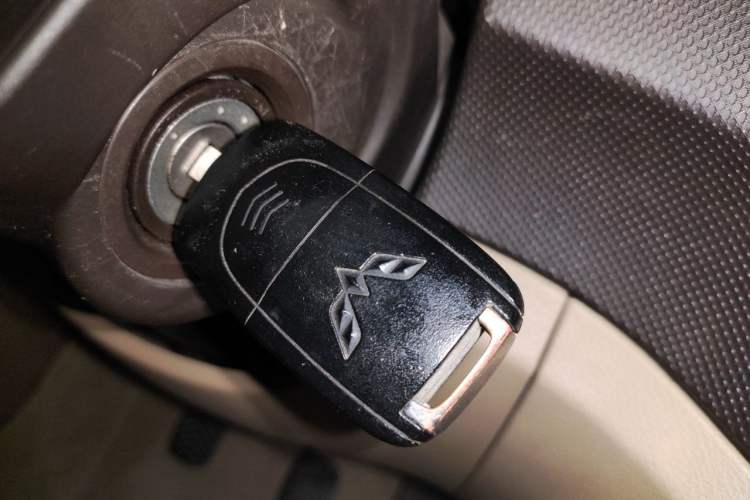 Used Wuling Hongguang 2016 1.5L S1 Deluxe Model China V-standard Vehicle Key