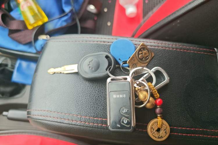 Used Wuling Hongguang 2016 1.5L S1 Deluxe Model China V-standard Vehicle Key