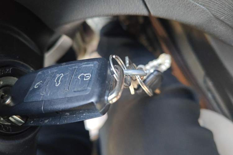 Used Wuling Hongguang 2016 1.5L S Comfort Version Vehicle Key