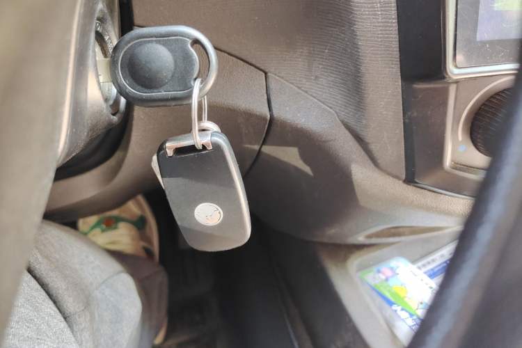 Used Wuling Hongguang 2016 1.5L S Comfort Version Vehicle Key