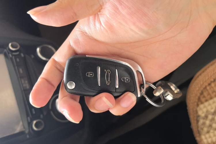 Used Wuling Hongguang 2016 1.5L Restyled S Comfort Version Vehicle Key