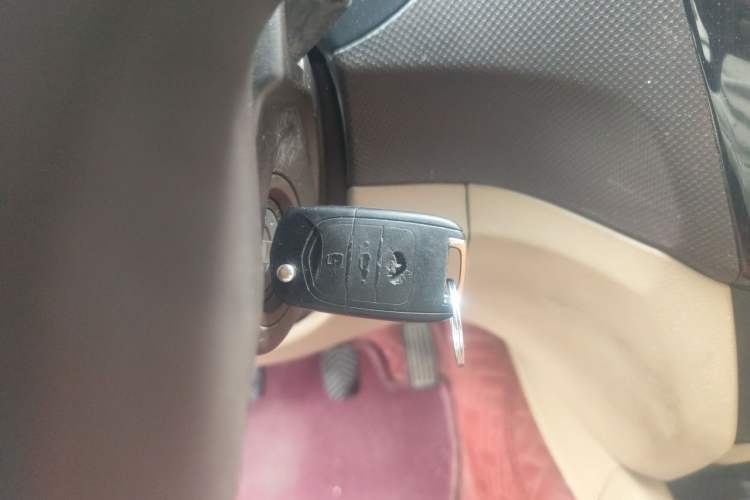 Used Wuling Hongguang 2016 1.5L S1 Deluxe Model China V-standard Vehicle Key
