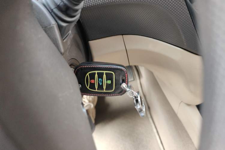 Used Wuling Hongguang 2016 1.5L S1 Deluxe Model China V-standard Vehicle Key