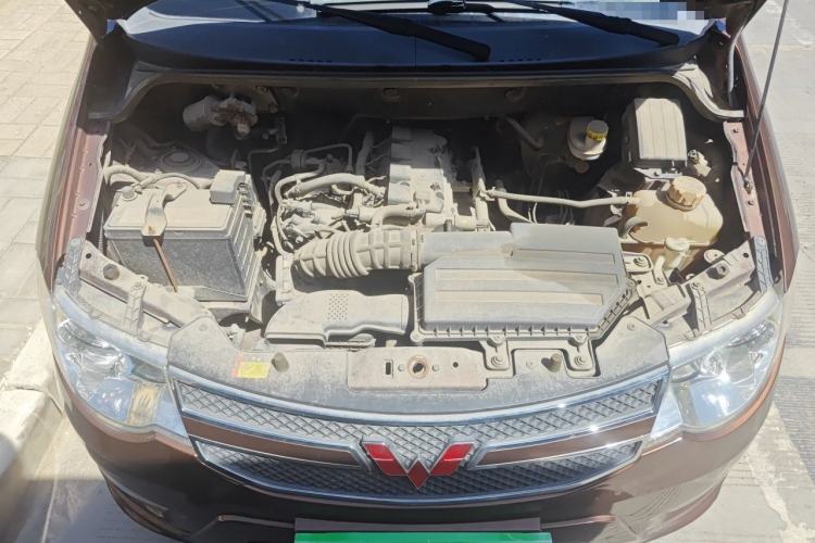 Used Wuling Hongguang 2016 1.5L S Comfort Version Engine Bay