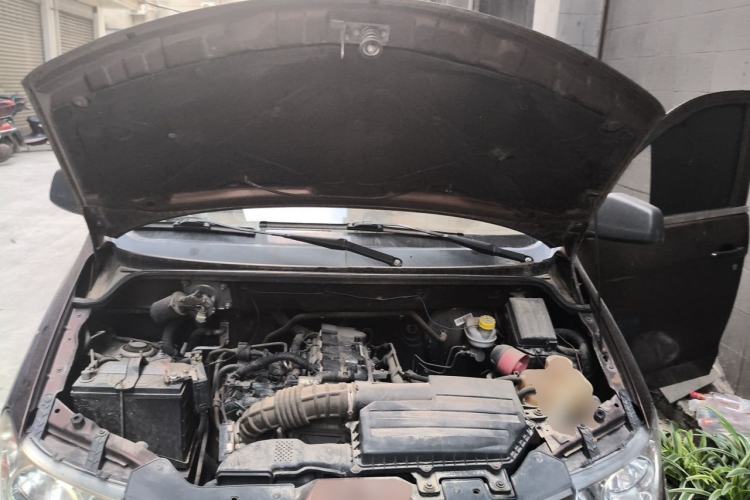 Used Wuling Hongguang 2016 1.5L Restyled S Comfort Version Engine Bay
