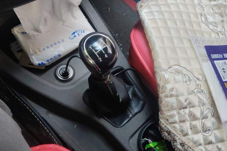 Used Wuling Hongguang 2016 1.5L S Comfort Version Gear Lever