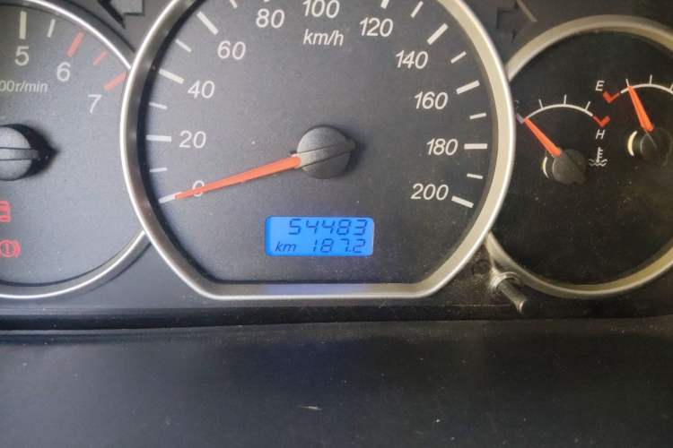 Used Wuling Hongguang 2016 1.5L S Comfort Version Odometer Close Up