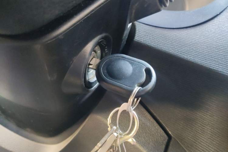 Used Wuling Hongguang 2016 1.5L S Comfort Version Vehicle Key