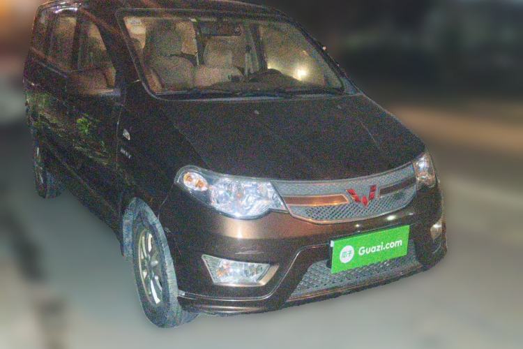 Used Wuling Hongguang 2016 1.5L Restyled S Comfort Version Front Right 45 Deg