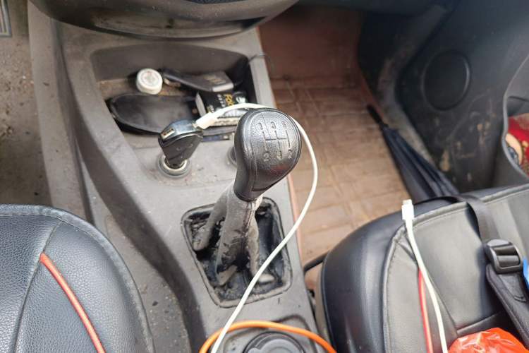 Used Wuling Hongguang 2016 1.5L S Comfort Version Gear Lever