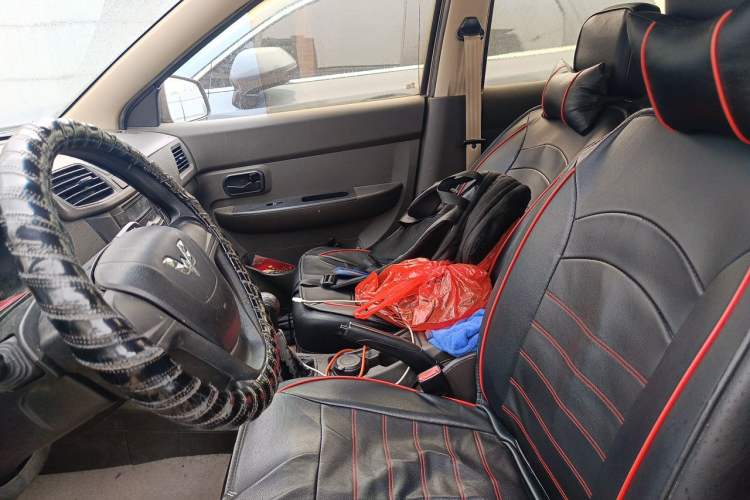 Used Wuling Hongguang 2016 1.5L S Comfort Version Left Front Seat