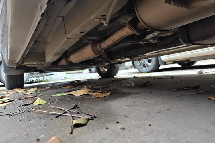 Used Wuling Hongguang 2016 1.5L S Comfort Version Chassis Rear Left