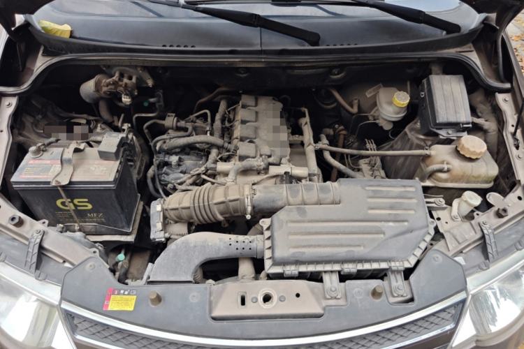Used Wuling Hongguang 2016 1.5L S Comfort Version Engine Bay