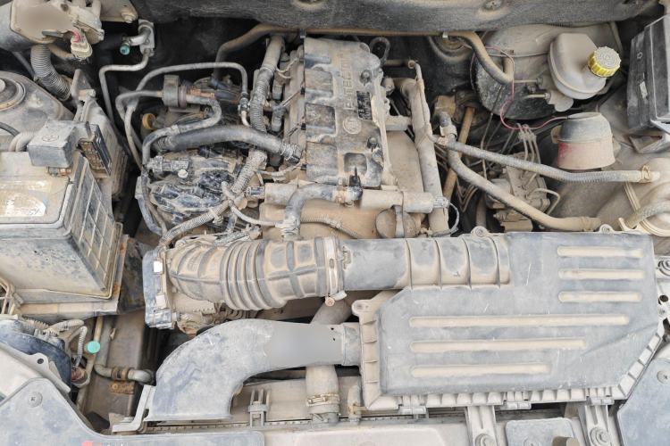 Used Wuling Hongguang 2016 1.5L Restyled S Comfort Version Engine Bay
