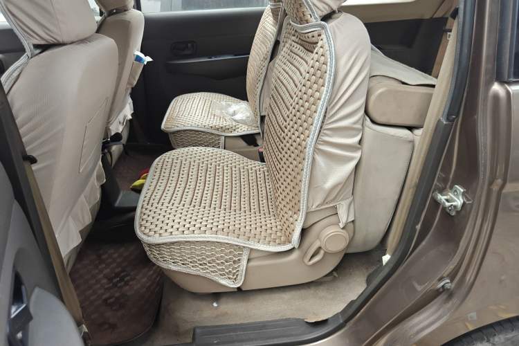Used Wuling Hongguang 2016 1.5L S Comfort Version Left Rear Seat