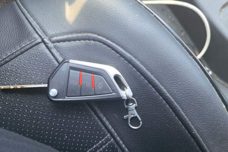 Used Wuling Hongguang 2016 1.5L S Comfort Version Vehicle Key