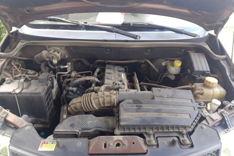 Used Wuling Hongguang 2016 1.5L Restyled S Comfort Version Engine Bay