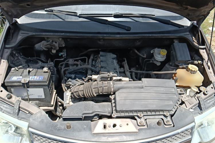 Used Wuling Hongguang 2016 1.5L Restyled S Comfort Version Engine Bay