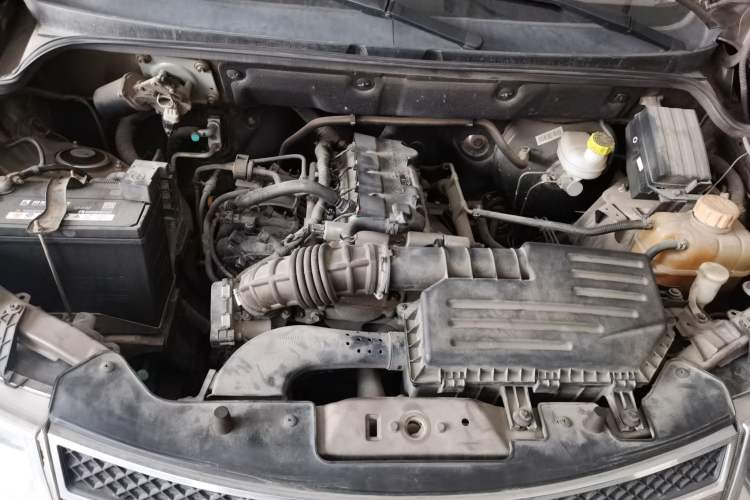 Used Wuling Hongguang 2016 1.5L Restyled S Comfort Version Engine Bay
