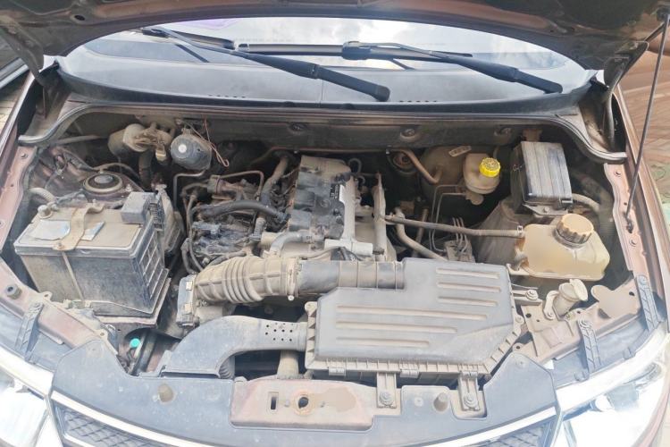 Used Wuling Hongguang 2016 1.5L Restyled S Comfort Version Engine Bay