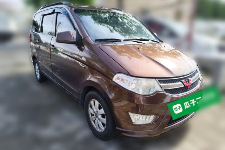 Used Wuling Hongguang 2016 1.5L Restyled S Comfort Version Front Right 45 Deg