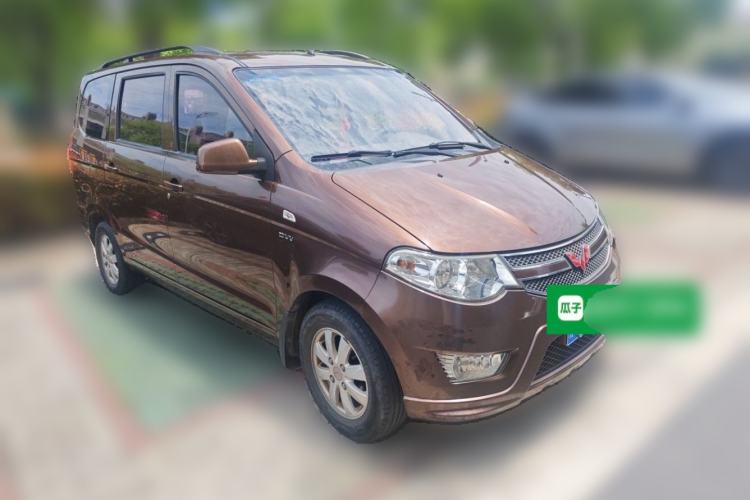 Used Wuling Hongguang 2016 1.5L Restyled S Comfort Version Front Right 45 Deg