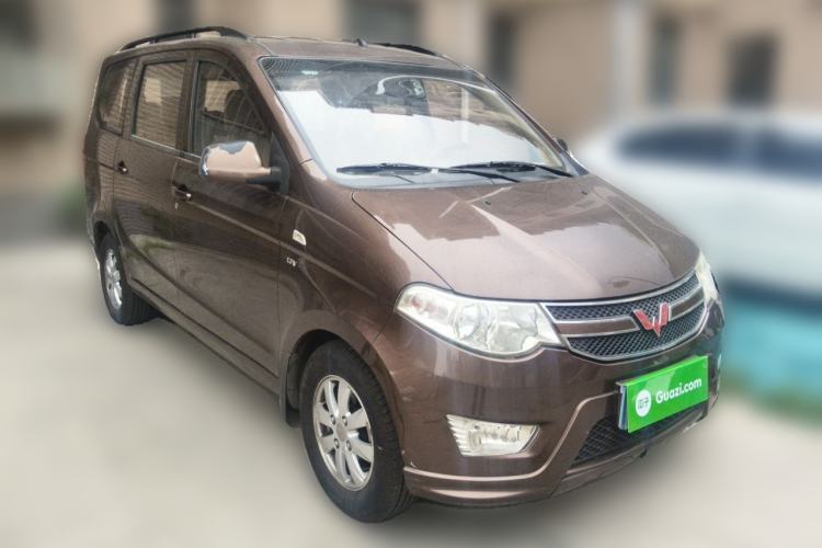 Used Wuling Hongguang 2016 1.5L Restyled S Comfort Version Front Right 45 Deg