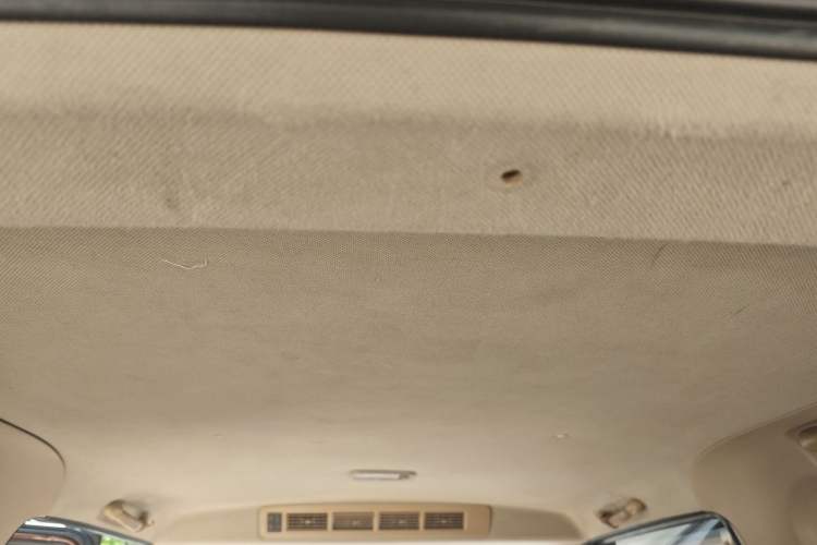 Used Wuling Hongguang 2016 1.5L Restyled S Comfort Version Headliner