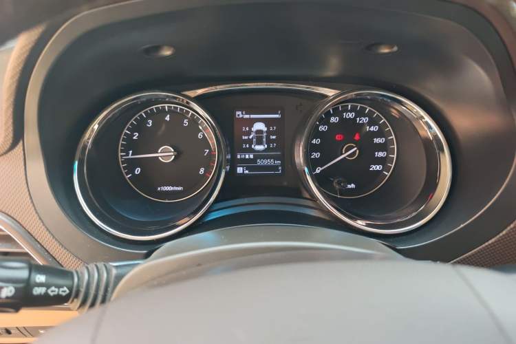 Used Wuling Hongguang 2016 1.5L S1 Deluxe Model China V-standard Odometer Close Up