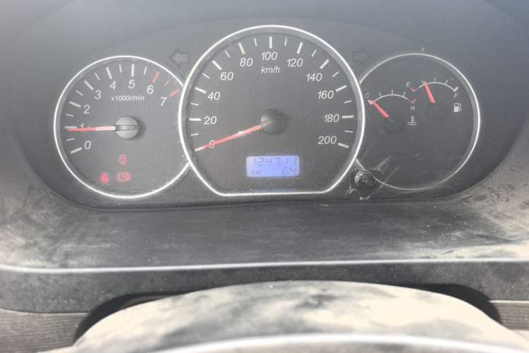 Used Wuling Hongguang 2016 1.5L Restyled S Comfort Version Odometer Close Up