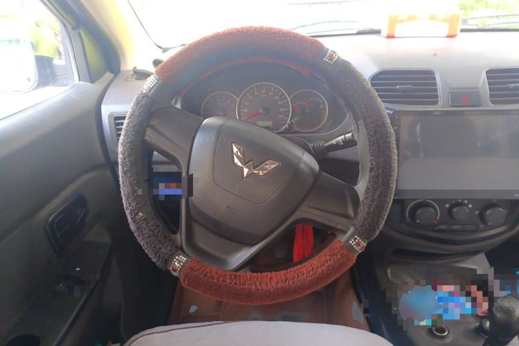 Used Wuling Hongguang 2016 1.5L Restyled S Comfort Version Steering Wheel