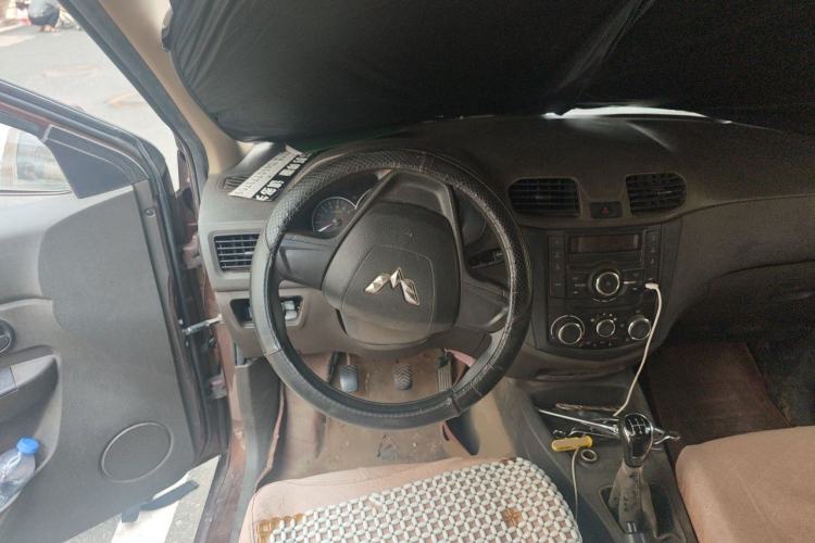 Used Wuling Hongguang 2016 1.5L S Comfort Version Steering Wheel