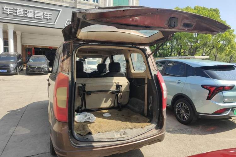 Used Wuling Hongguang 2016 1.5L Restyled S Comfort Version Trunk
