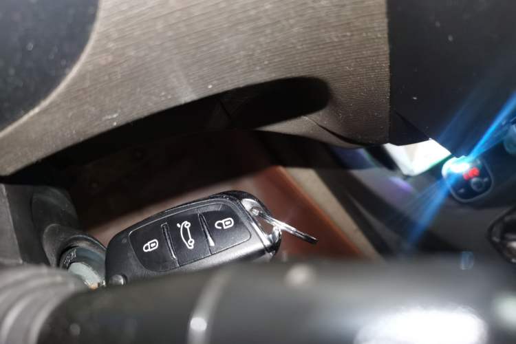 Used Wuling Hongguang 2016 1.5L Restyled S Comfort Version Vehicle Key