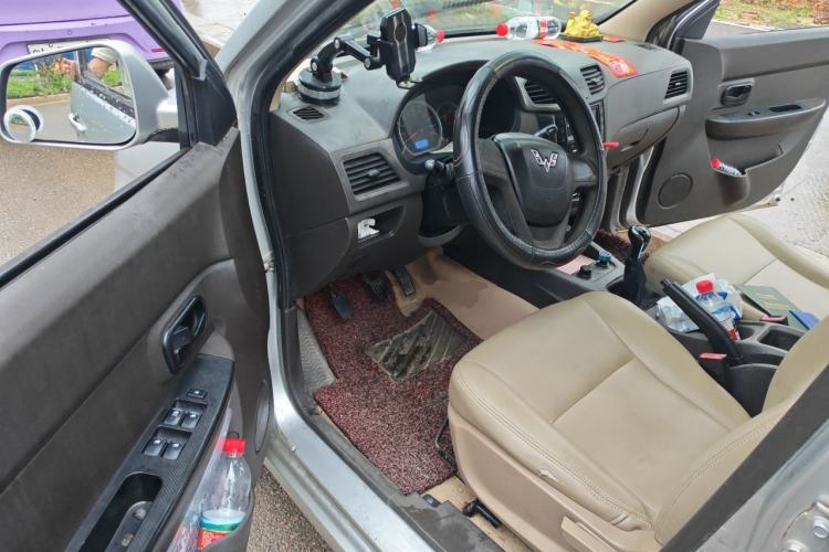 Used Wuling Hongguang 2016 1.5L Restyled S Comfort Version Driver Seat