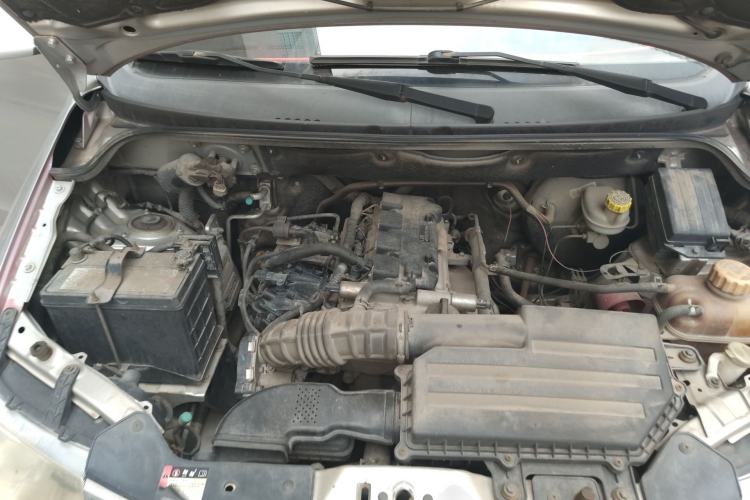 Used Wuling Hongguang 2016 1.5L Restyled S Comfort Version Engine Bay