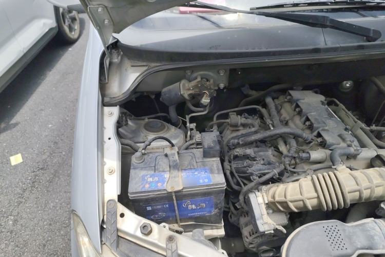 Used Wuling Hongguang 2016 1.5L Restyled S Comfort Version Engine Bay Right