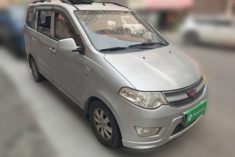Used Wuling Hongguang 2016 1.5L Restyled S Comfort Version Front Right 45 Deg