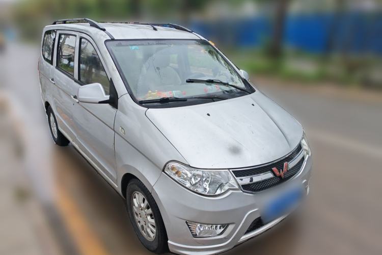 Used Wuling Hongguang 2016 1.5L Restyled S Comfort Version Front Right 45 Deg