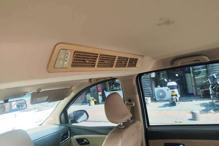 Used Wuling Hongguang 2016 1.5L S1 Deluxe Model China V-standard Headliner
