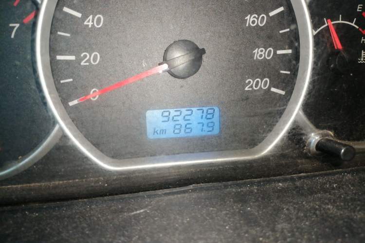 Used Wuling Hongguang 2016 1.5L Restyled S Comfort Version Odometer Close Up
