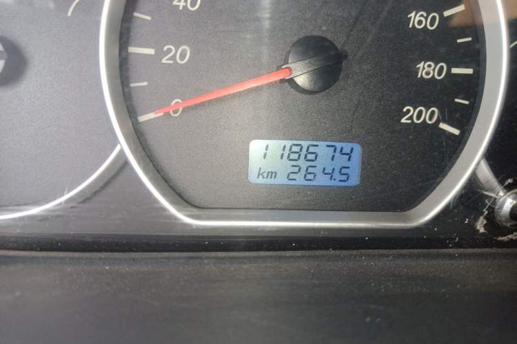 Used Wuling Hongguang 2016 1.5L Restyled S Comfort Version Odometer Close Up