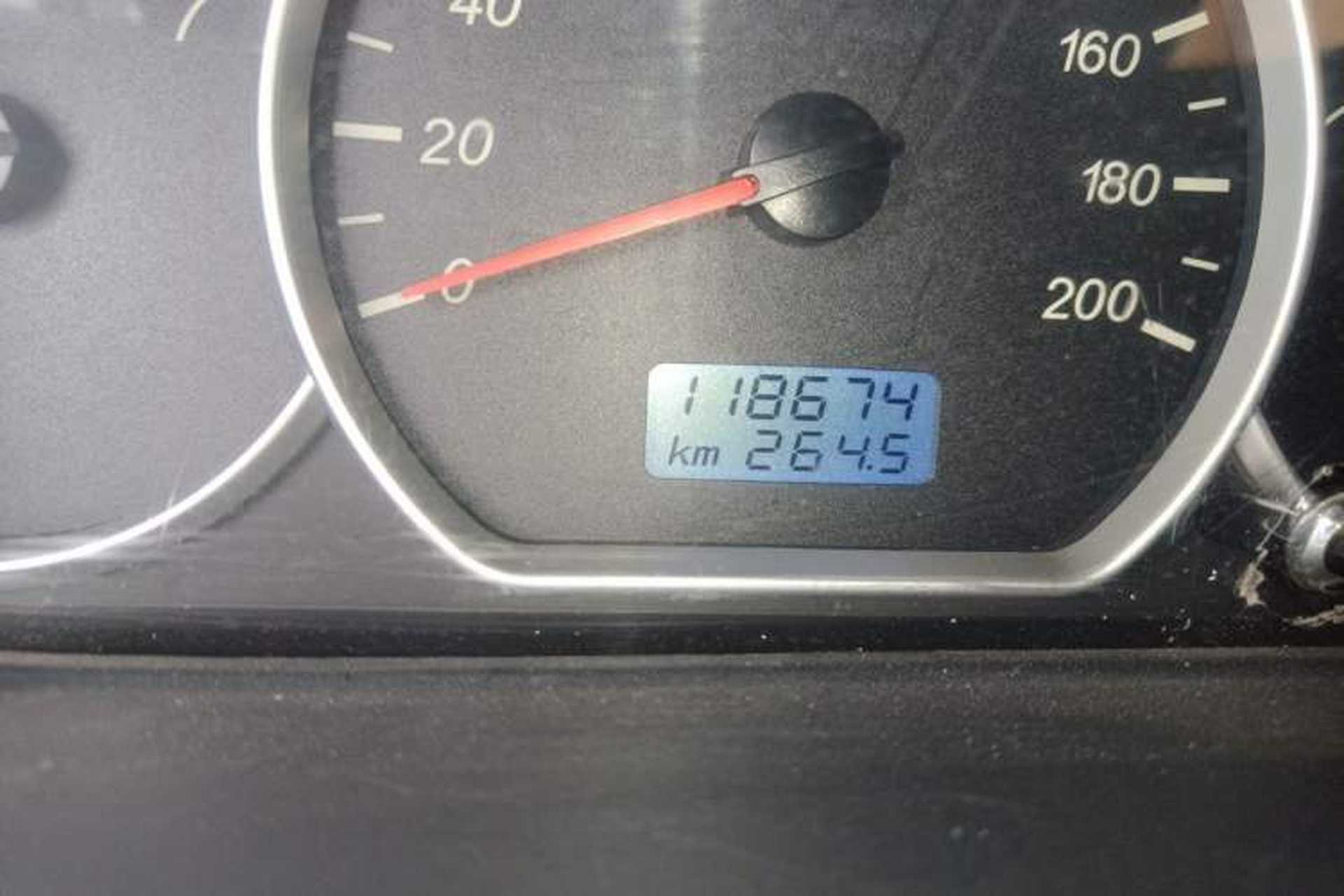 Used Wuling Hongguang 2016 1.5L Restyled S Comfort Version Odometer Close Up