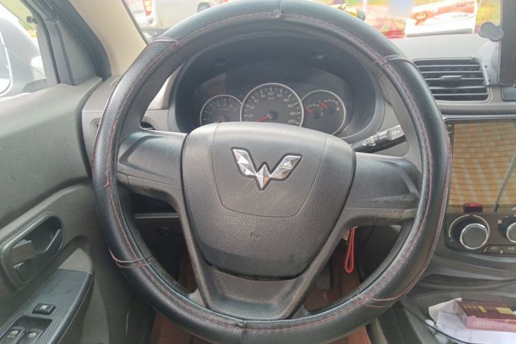Used Wuling Hongguang 2016 1.5L Restyled S Comfort Version Steering Wheel