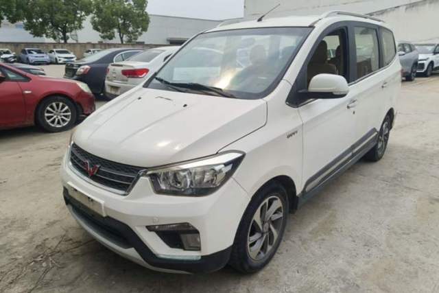 Used Wuling Hongguang 2016 1.5L S1 Deluxe Model China V-standard