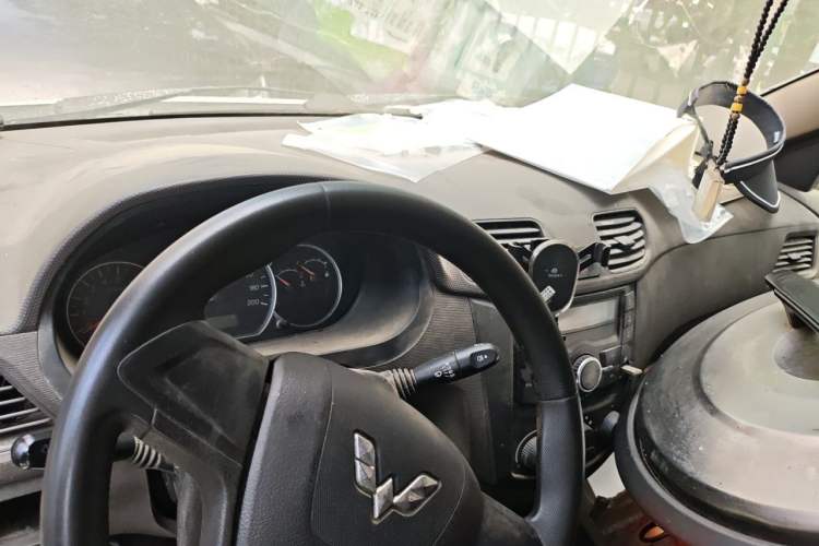 Used Wuling Hongguang 2016 1.5L Restyled S Comfort Version Audio And AC Panel