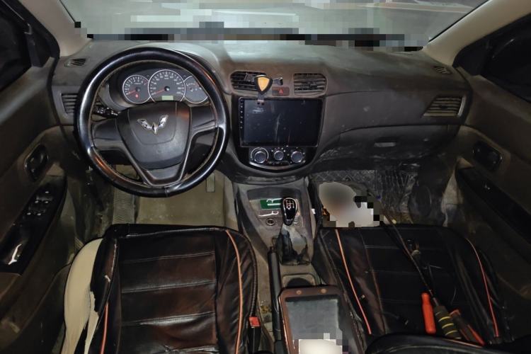 Used Wuling Hongguang 2016 1.5L Restyled S Comfort Version Center Console